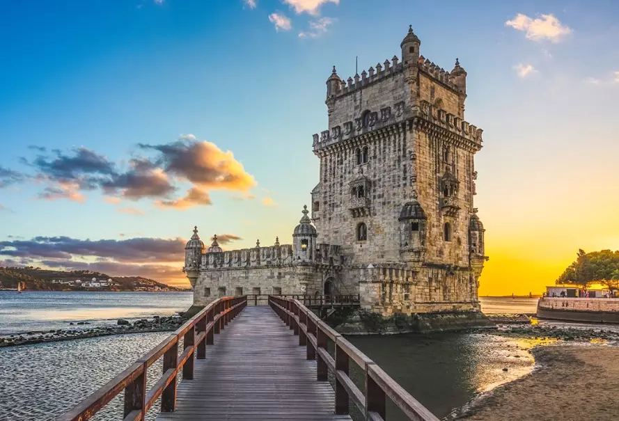 places to see in portugal